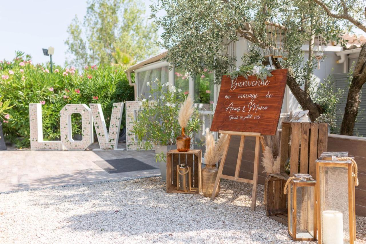 Auberge Des Pins Tourrettes Exterior foto