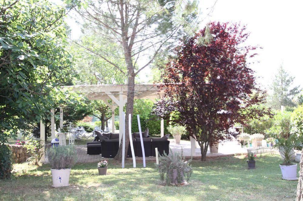 Auberge Des Pins Tourrettes Exterior foto