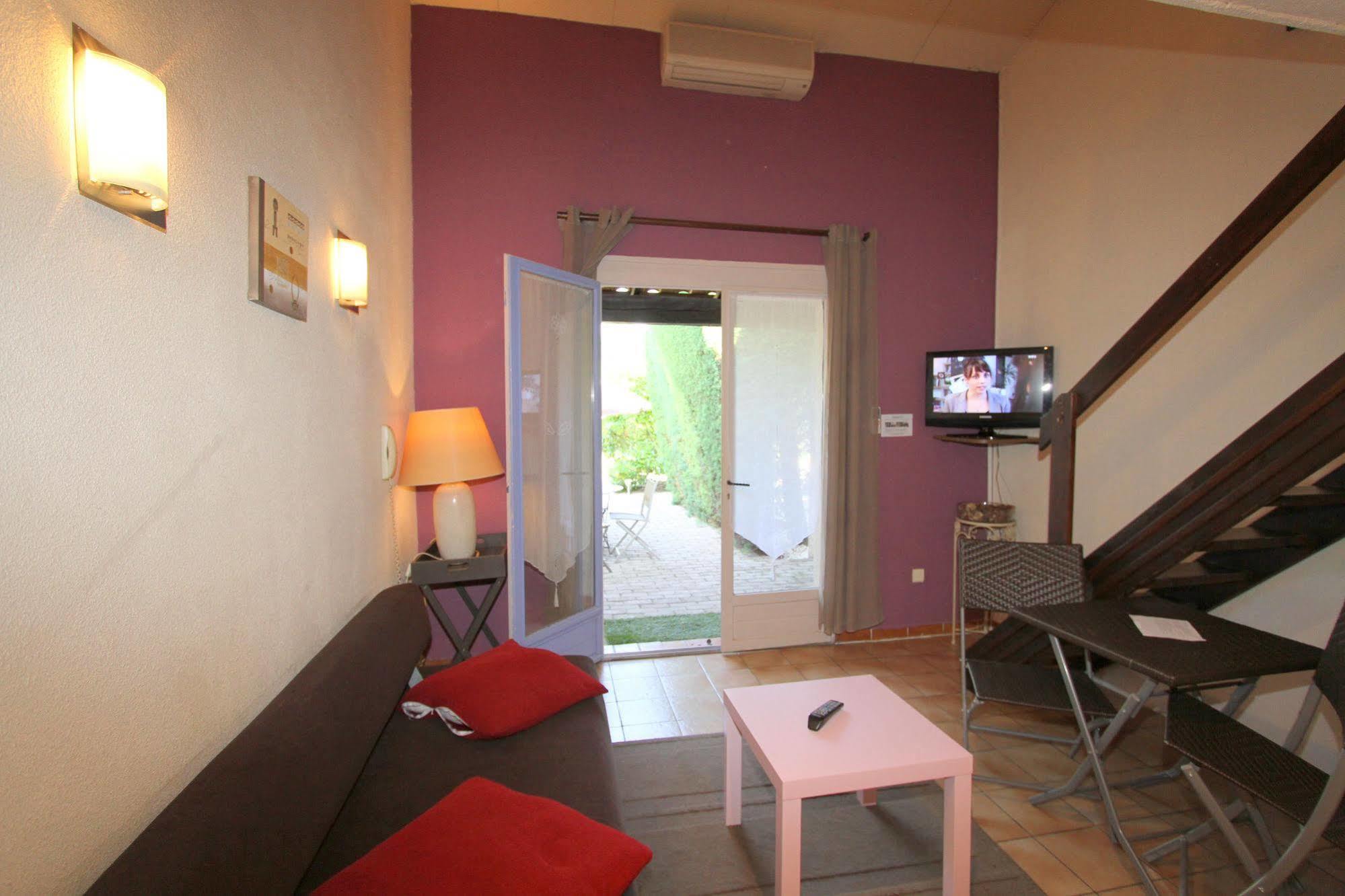 Auberge Des Pins Tourrettes Exterior foto