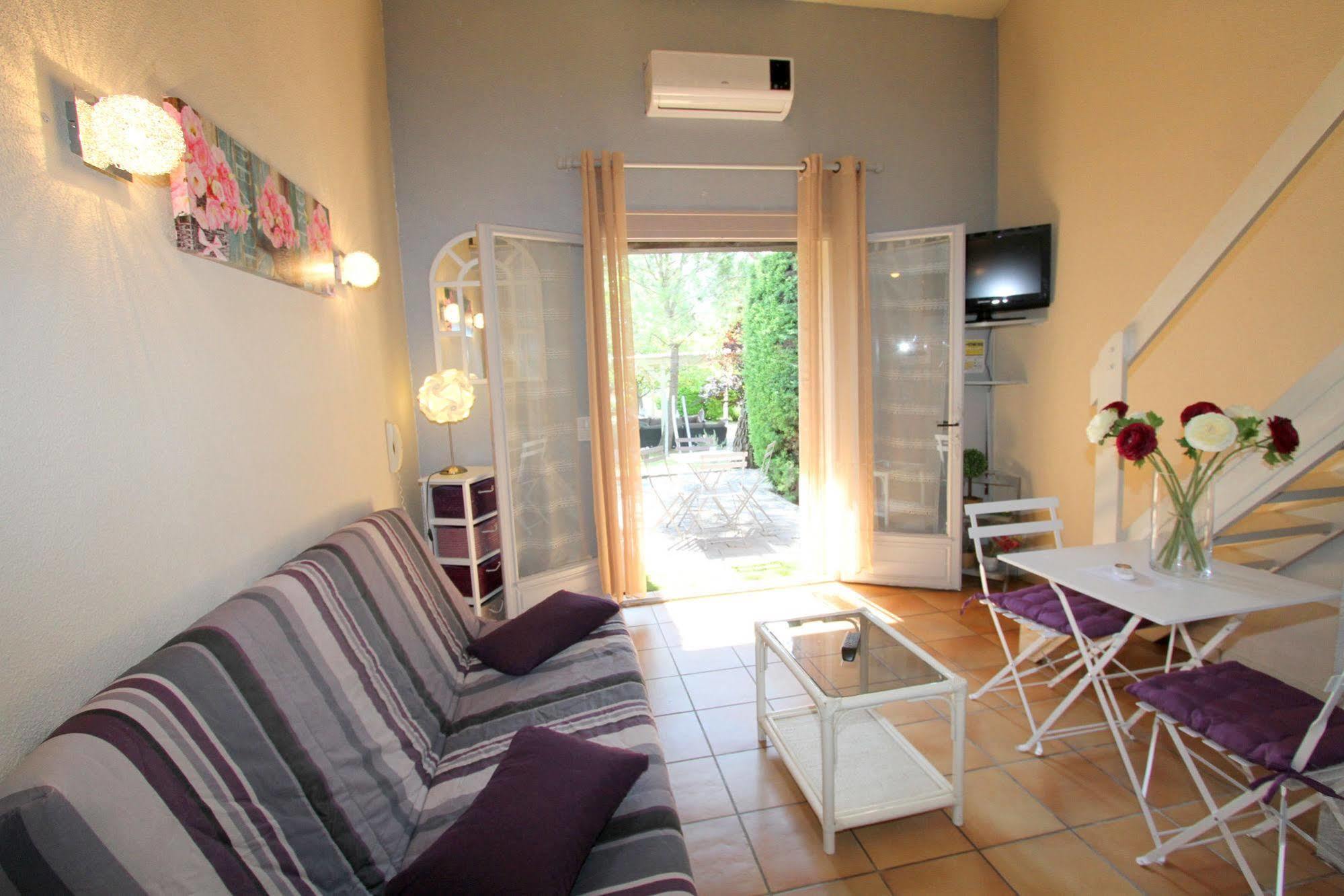 Auberge Des Pins Tourrettes Exterior foto